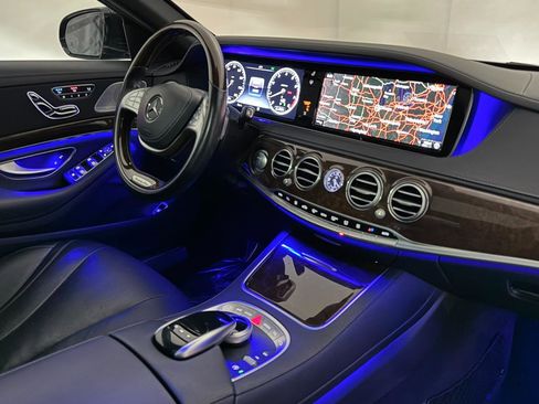 Used 2017 Mercedes-Benz S 550 4MATIC Sedan image 26