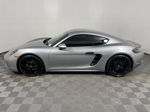 Certified 2024 Porsche 718 Cayman image 2