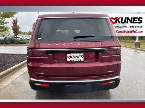 Used 2022 Jeep Wagoneer Series II image 5