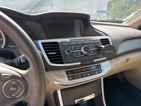 Used 2014 Honda Accord LX image 22