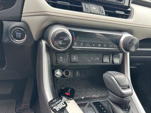 Certified 2022 Toyota RAV4 XLE Premium image 16