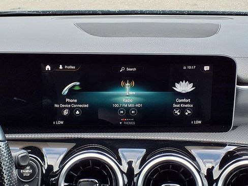 Used 2020 Mercedes-Benz CLA 250 image 21