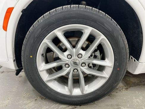 Used 2023 Dodge Durango GT image 28