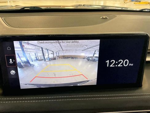 Used 2022 Genesis G70 2.0T image 28