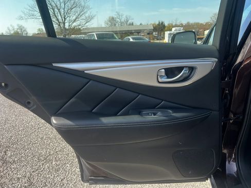 Used 2020 INFINITI Q50 Luxe w/ Essential Package (3.0T Luxe) image 10