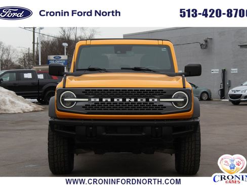Used 2021 Ford Bronco Badlands image 2