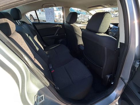 Used 2012 MAZDA MAZDA3 i Touring image 10