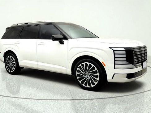 Used 2026 Hyundai Palisade Calligraphy AWD/4WD image 3