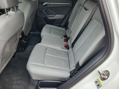 Used 2023 Audi Q3 2.0T Premium Plus w/ Premium Plus Package image 28