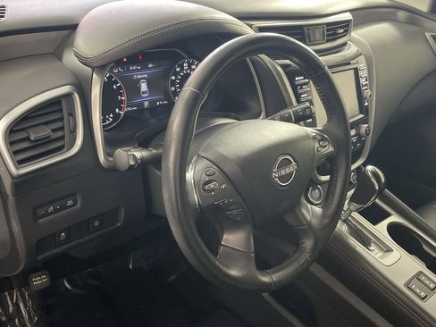 Used 2023 Nissan Murano SV image 12