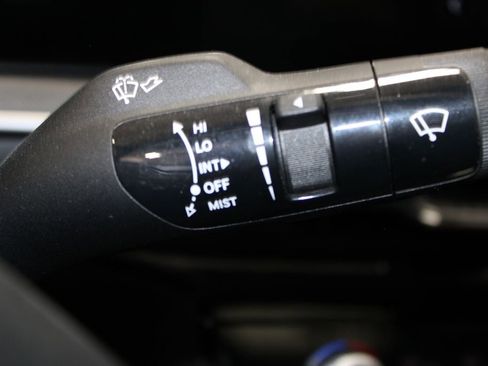 Used 2025 Kia K5 LXS FWD image 31