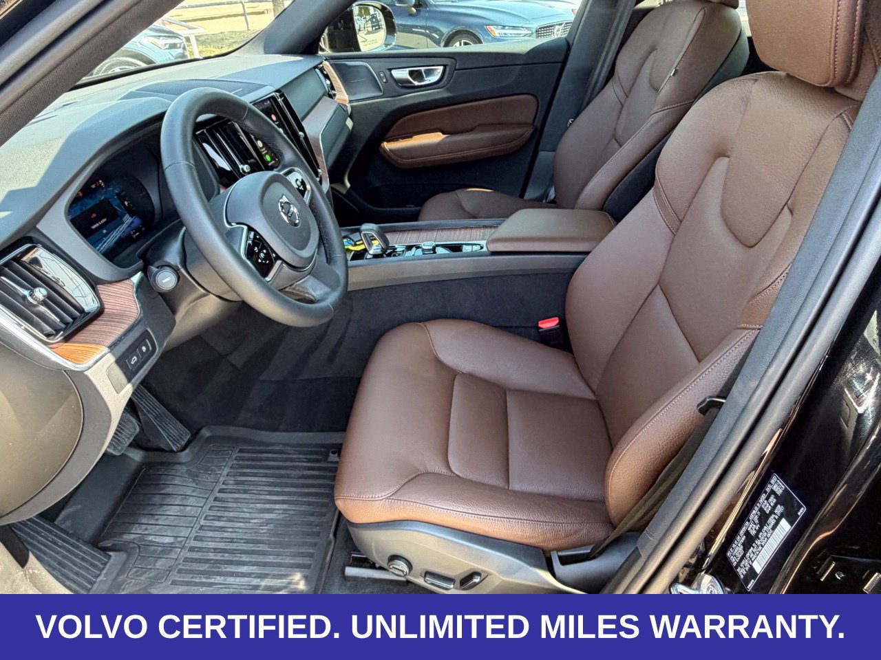 Certified 2024 Volvo XC60 T8 Plus w/ Protection Package Premier AWD/4WD image 30