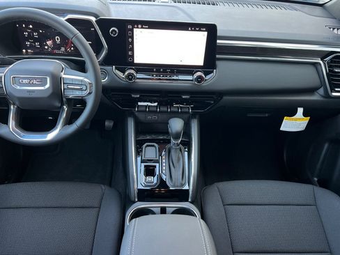 New 2026 GMC Canyon Elevation image 12