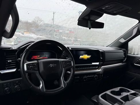 Used 2022 Chevrolet Silverado 1500 RST w/ Z71 Off-Road Package image 18