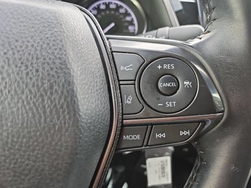 Used 2023 Toyota Camry SE FWD image 29