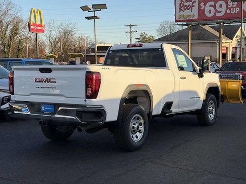 Used 2025 GMC Sierra 2500 Pro AWD/4WD image 2