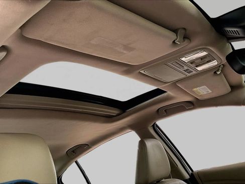 Used 2016 Honda Accord Touring image 24