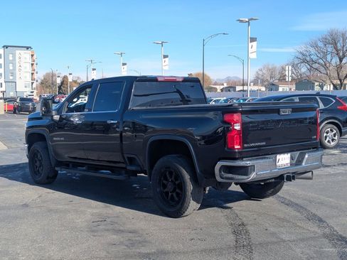 Used 2022 Chevrolet Silverado 3500 LTZ w/ Z71 Off-Road Package image 7