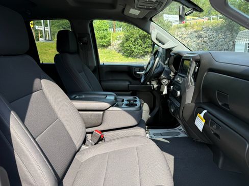 Used 2023 Chevrolet Silverado 2500 Custom w/ Custom Value Package AWD/4WD image 22