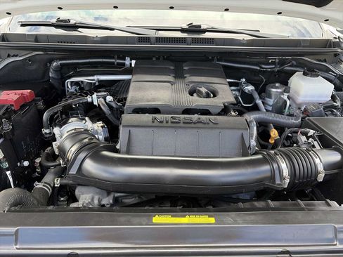 Used 2024 Nissan Frontier SV w/ SV Convenience Package RWD image 17