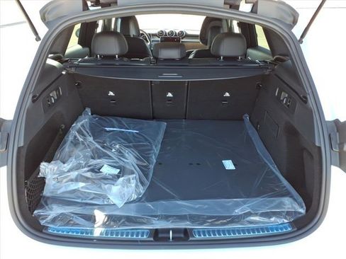 New 2026 Mercedes-Benz GLC 300 GLC 300 image 23