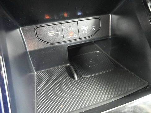 Certified 2024 Kia Sorento SX AWD/4WD image 22