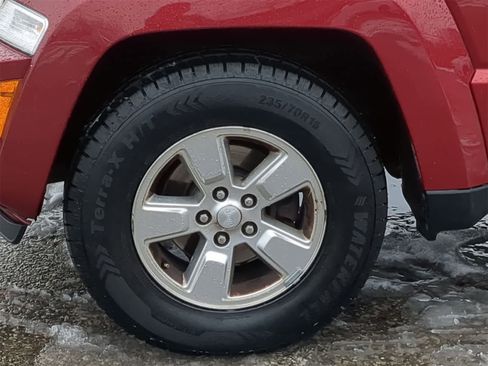 Used 2010 Jeep Liberty Sport w/ Popular Equipment Group image 21