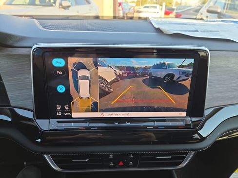 New 2026 Volkswagen Atlas SEL Premium R-Line image 12