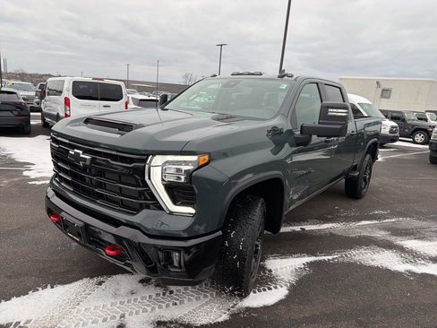 New 2026 Chevrolet Silverado 3500 LT w/ Trail Boss Package image 4