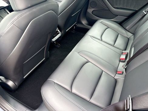 Used 2023 Tesla Model 3 Performance image 25