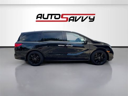Used 2022 Honda Odyssey Elite image 8
