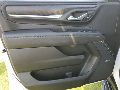 Used 2024 GMC Yukon XL Denali image 22