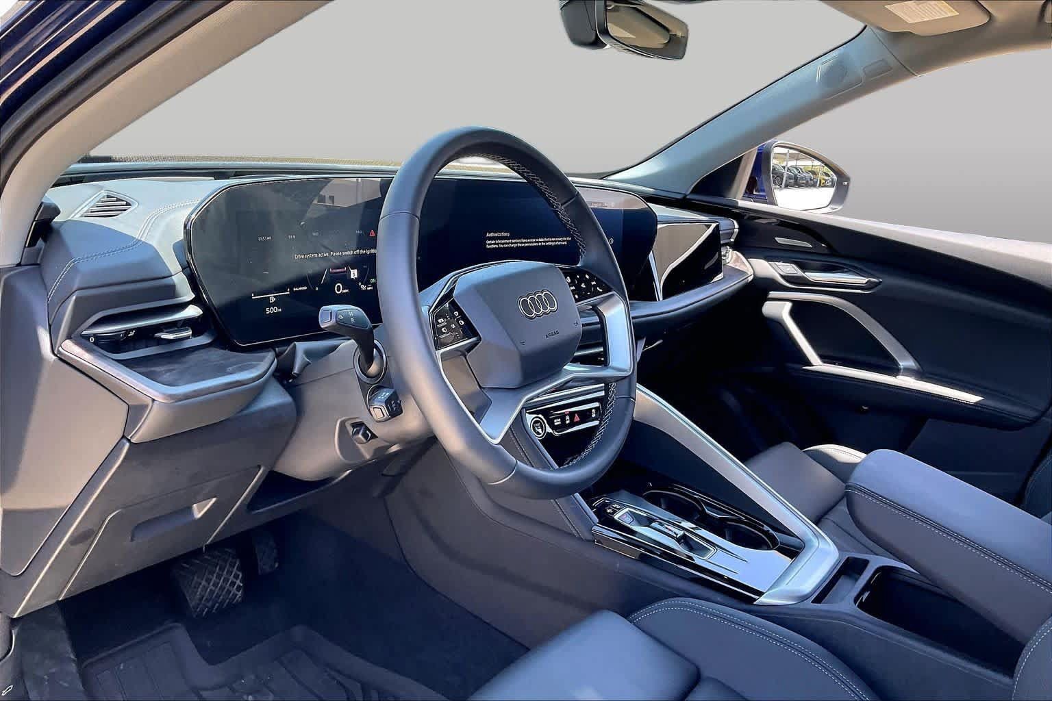 Used 2025 Audi Q5 Premium AWD/4WD image 18