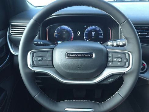 New 2026 Jeep Grand Wagoneer Limited AWD/4WD image 31