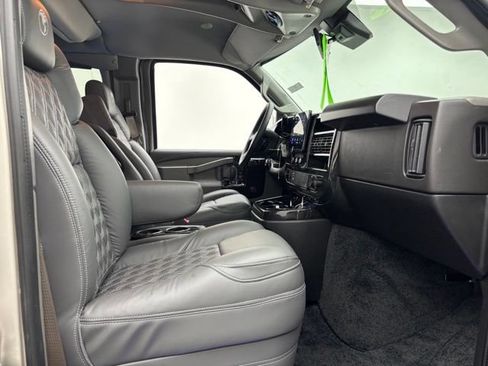 New 2026 GMC Savana 2500 Extended RWD image 23