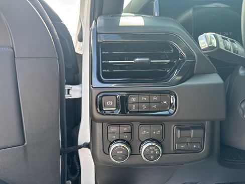 New 2026 GMC Yukon XL AT4 w/ AT4 Premium Plus Package AWD/4WD image 14