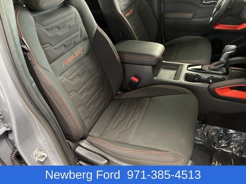 Used 2024 Nissan Frontier PRO-4X w/ Technology Package AWD/4WD image 31
