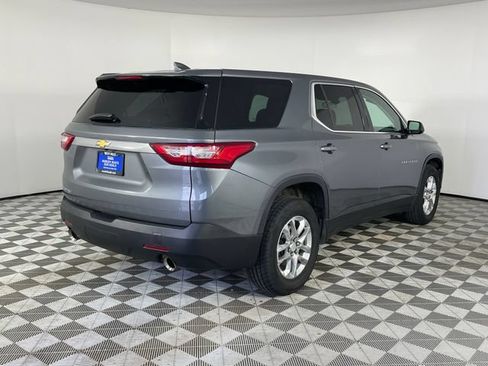Used 2018 Chevrolet Traverse LS FWD image 16
