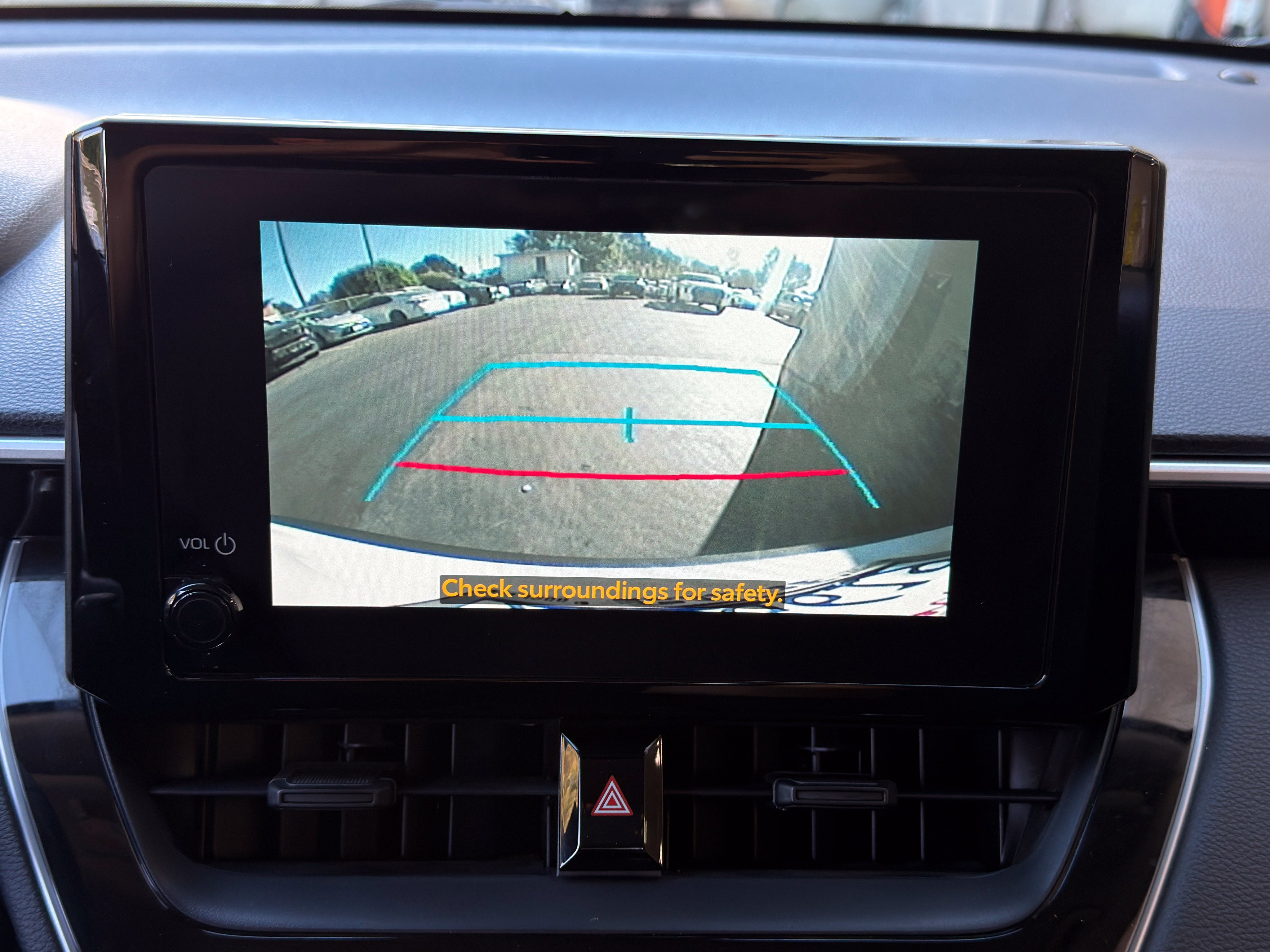Certified 2025 Toyota Corolla Cross LE FWD image 15