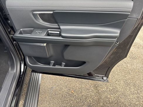 New 2025 Ford Expedition Max Platinum w/ Stealth Appearance Package image 14