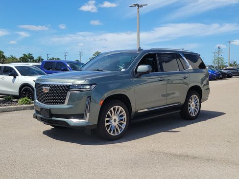 Used 2023 Cadillac Escalade Premium Luxury image 6