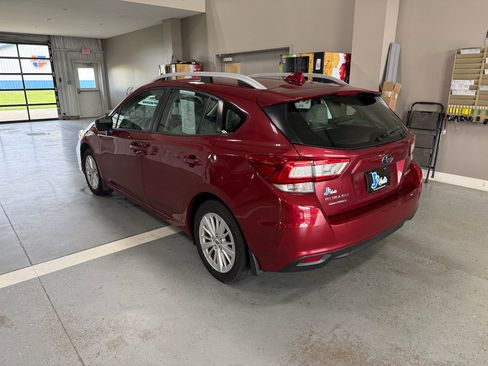 Used 2018 Subaru Impreza 2.0i Premium AWD/4WD image 5