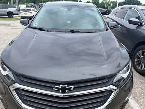 Used 2019 Chevrolet Equinox LT FWD image 3