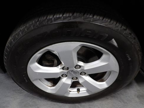 Used 2018 Jeep Compass Latitude w/ Popular Equipment Group image 25