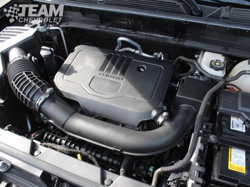 Certified 2023 GMC Acadia SLE w/ Driver Convenience Package image 31