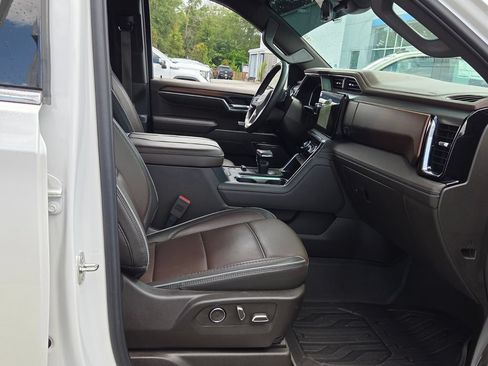 Certified 2024 GMC Sierra 1500 Denali AWD/4WD image 14