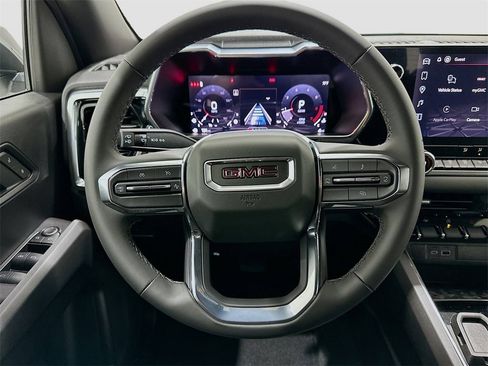 New 2026 GMC Canyon Elevation w/ Convenience Package image 11