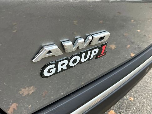 Used 2019 Cadillac XT5 Premium Luxury w/ Driver Assist Package image 9