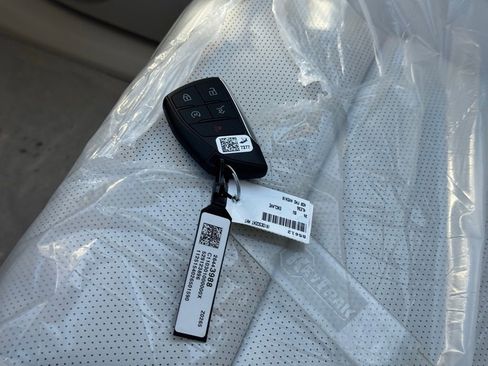 New 2026 Buick Enclave Avenir w/ Super Cruise Package image 35