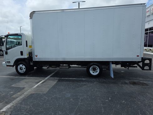 Used 2024 Chevrolet Low Cab Forward RWD image 4